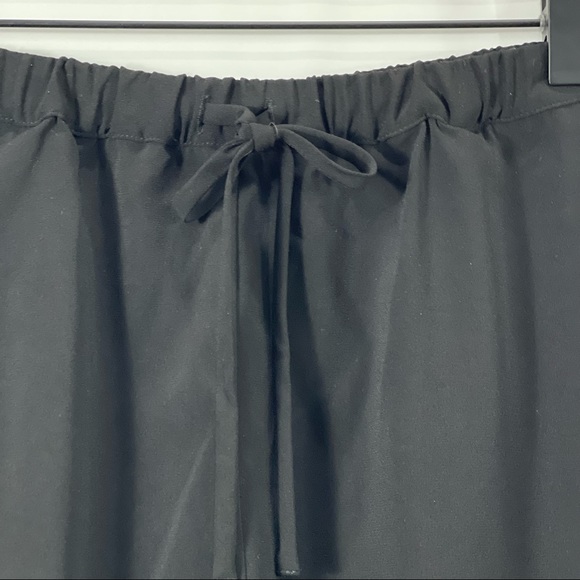 Lovers + Friends Black Studded Drawstring Shorts Size Small - Picture 2 of 7